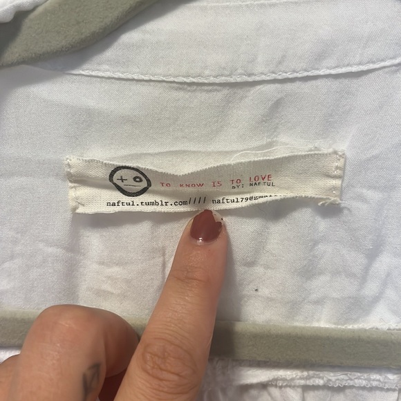 Naftul white sleeveless shirt - Picture 2 of 4